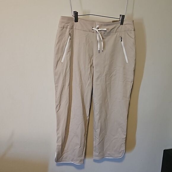 Weekends by Chico's  capri crop  0 - Picture 1 of 7